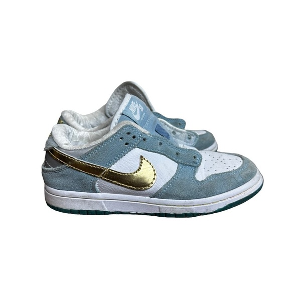 Nike SB DUNK LOW PS "Sean Cliver Holiday Special" - Picture 1 of 10